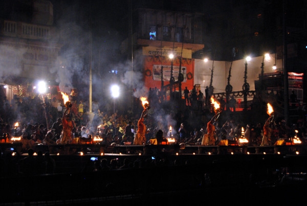 varanasi night ceremony