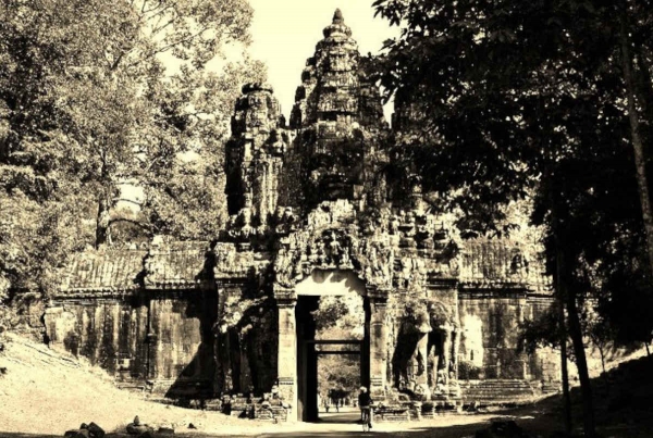 Victory Gate Angkor wat